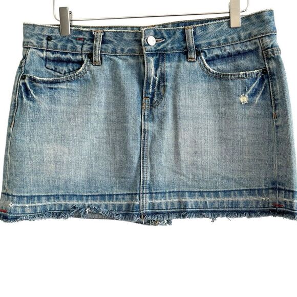 GAP Y2K Micro Mini Denim Skirt Size 10 Preppy Low Rise Raw Hem Distressed - Picture 2 of 11